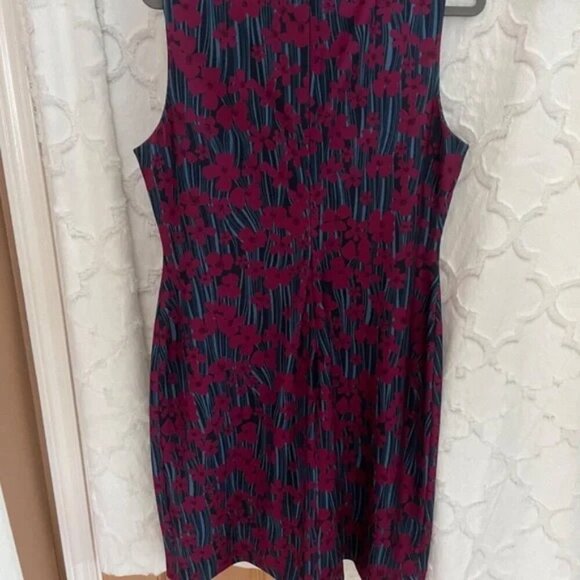 NWOT! Tommy Hilfiger - Navy, Blue, Burgundy Flower Sheath Dress - 16 - Picture 4 of 4